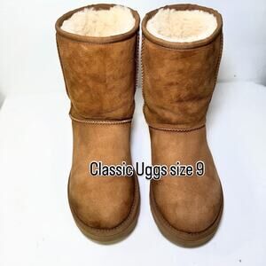 Uggs classic brown size 9
